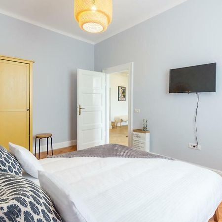 City Chic 3 Bedroom Apartment 克卢日-纳波卡 外观 照片